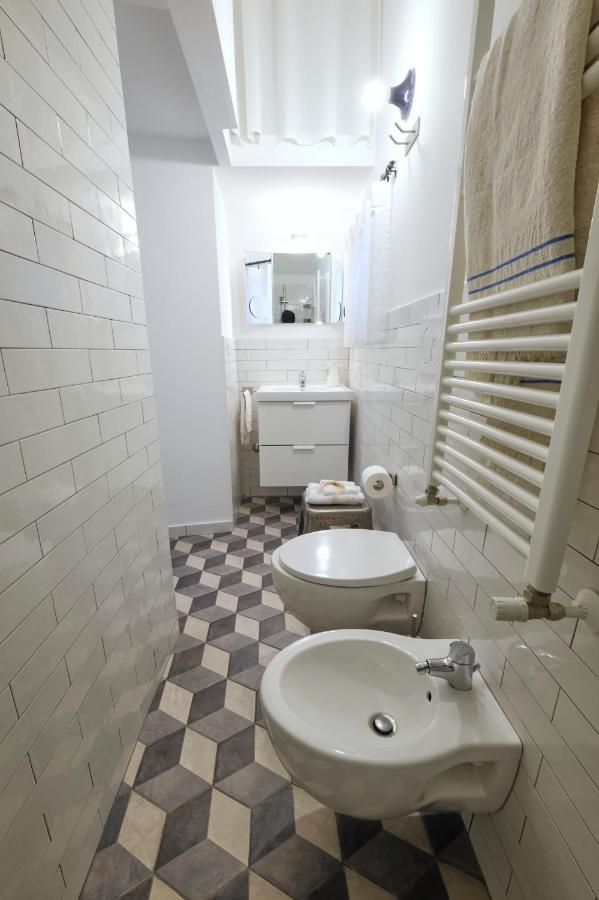 Scalo Al Castello Apartment Locate di Triulzi Bagian luar foto