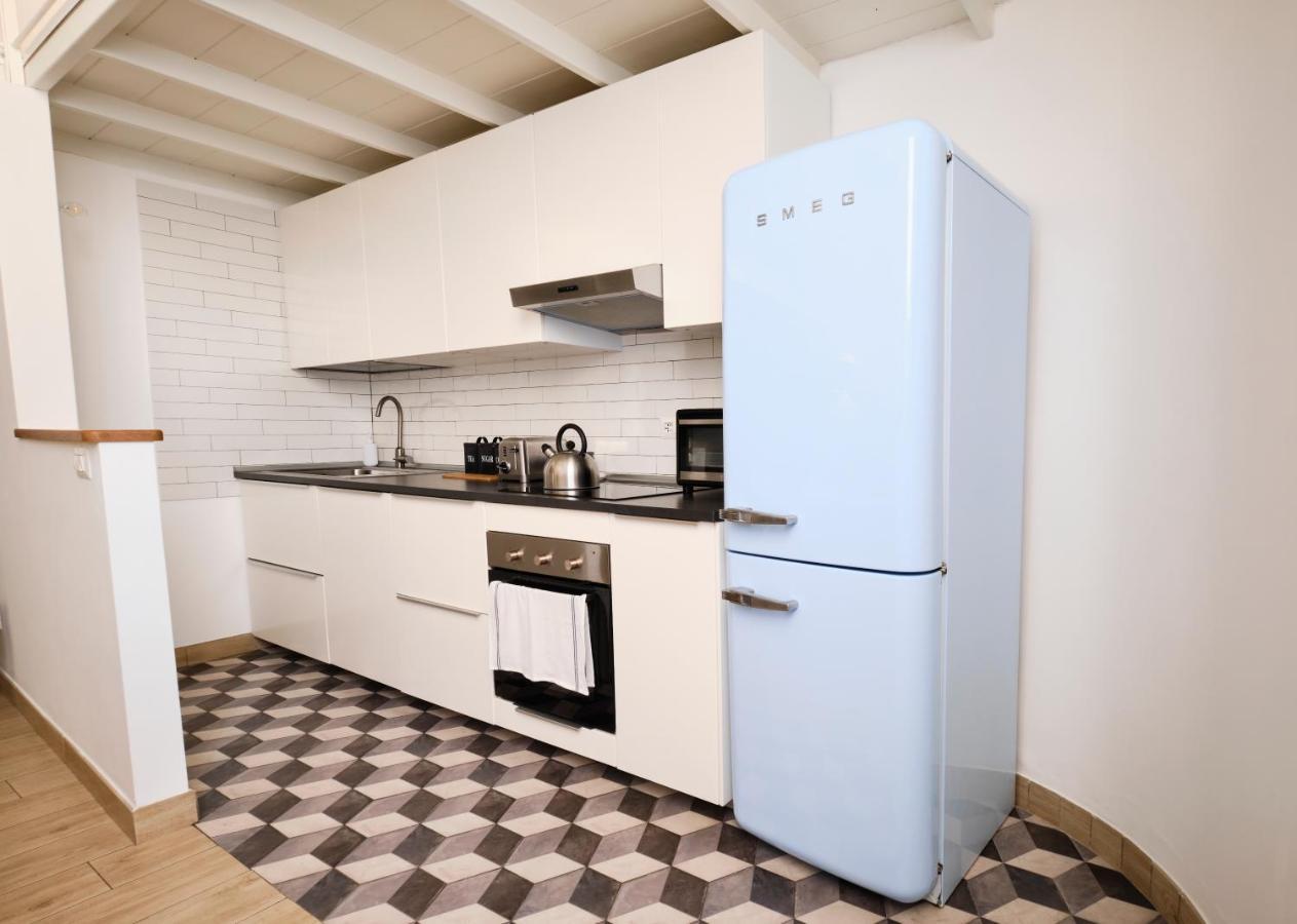 Scalo Al Castello Apartment Locate di Triulzi Bagian luar foto